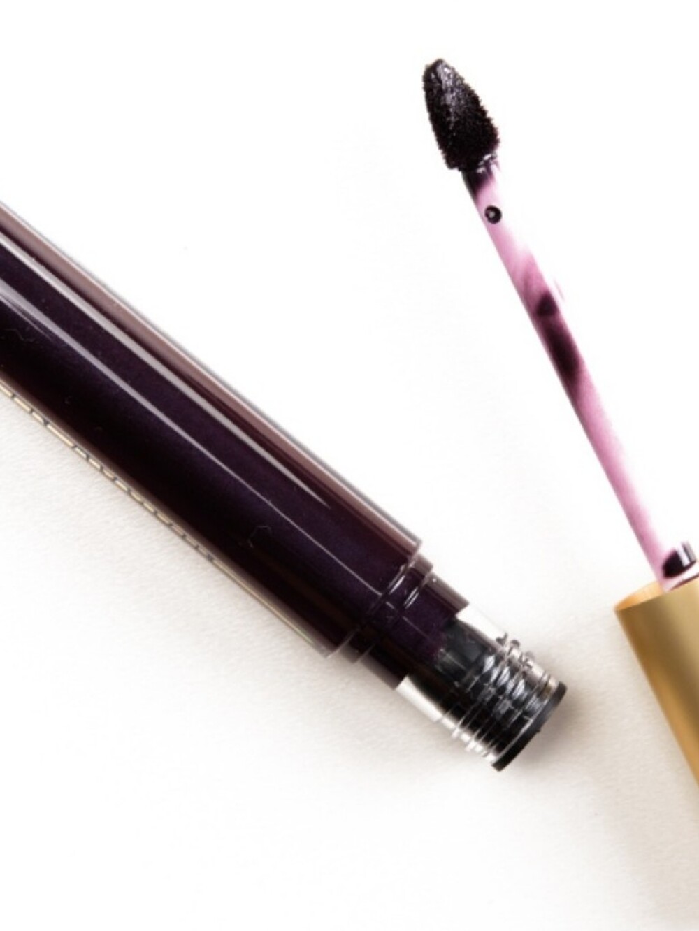 Kevyn Aucoin The Molten Lip Color — in CARBON  (Dark Purple)